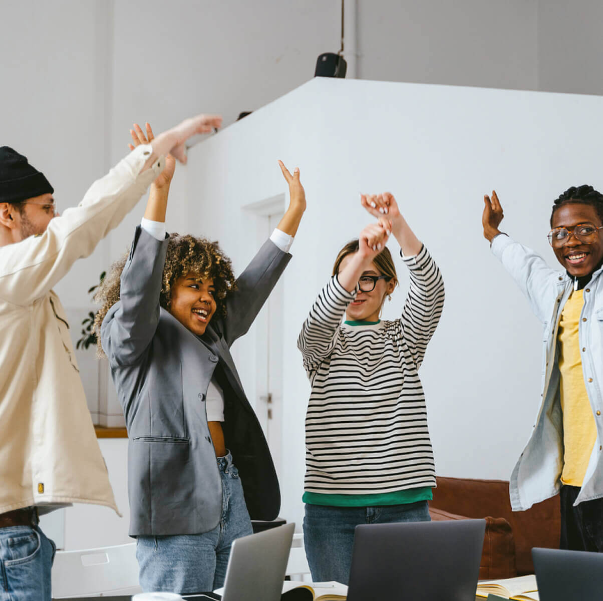 跨境自力站建站平台与电商解决计划 ｜STAKE中国官方网站 Shoplazza